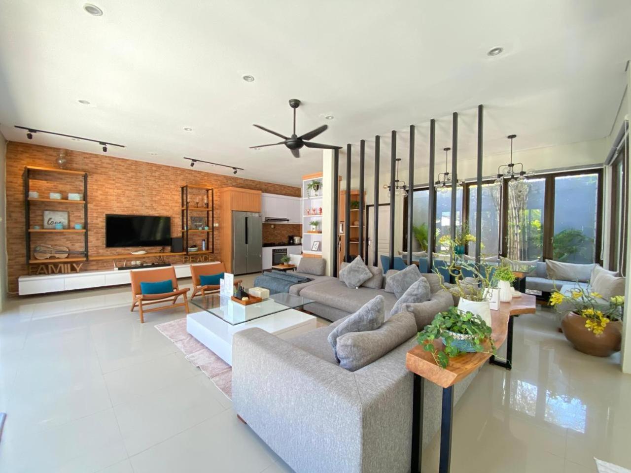 Layali Breeze Villa Jimbaran Esterno foto