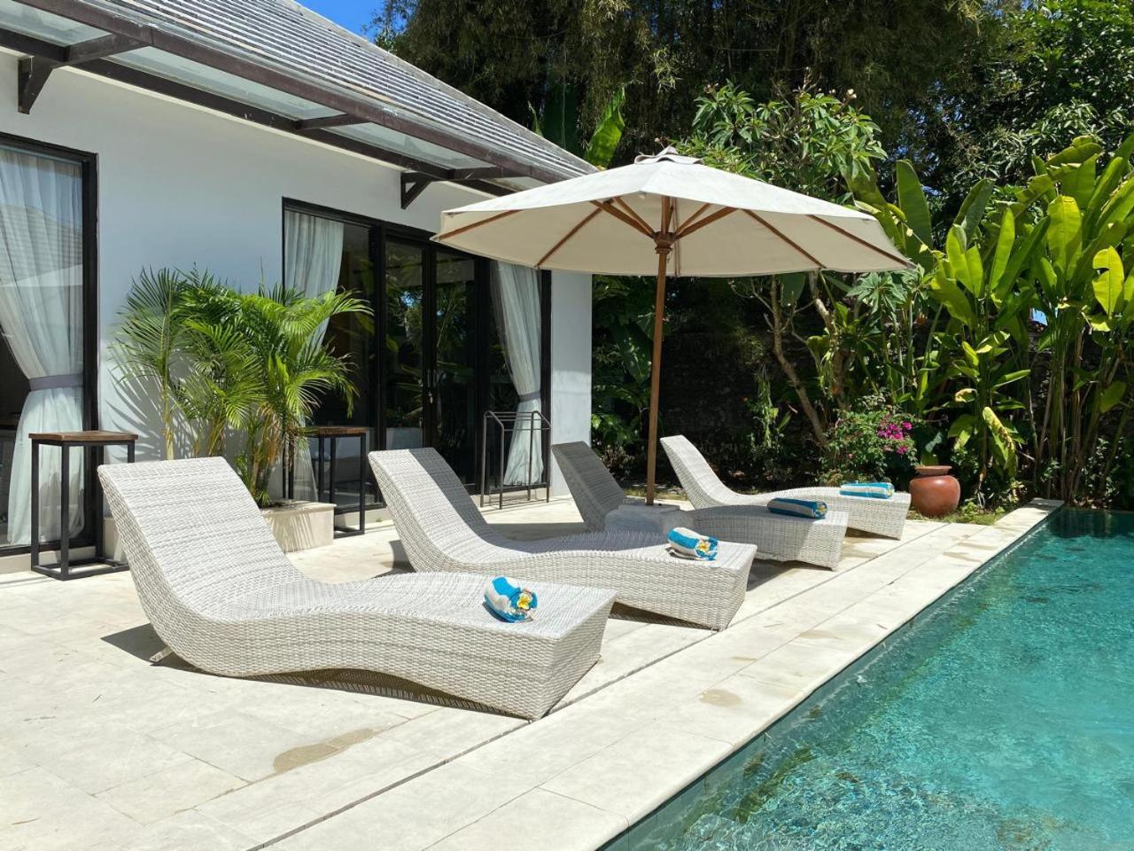 Layali Breeze Villa Jimbaran Esterno foto