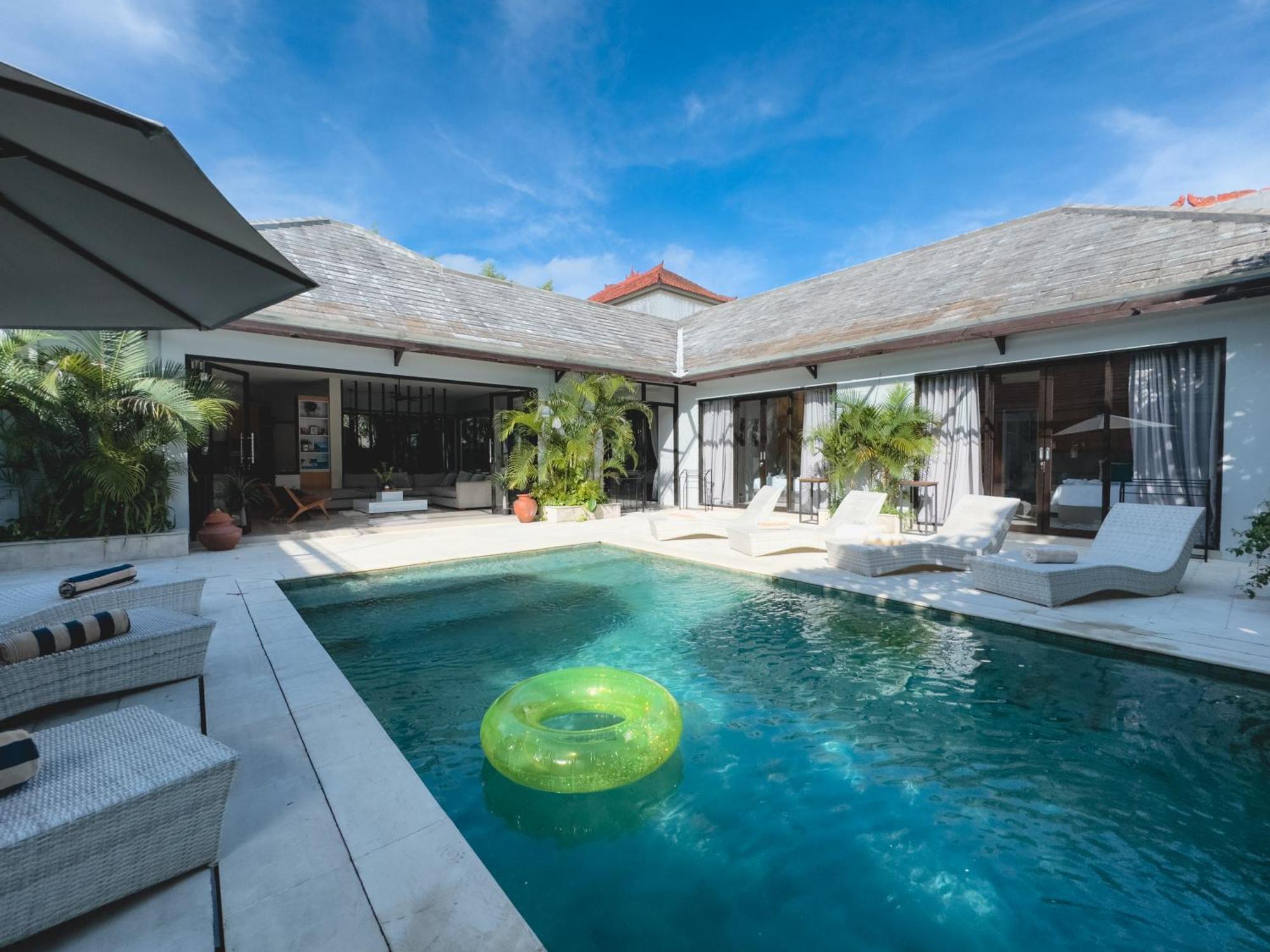 Layali Breeze Villa Jimbaran Esterno foto